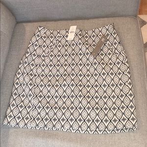 NWT! Blue patterned curvy fit LOFT skirt.